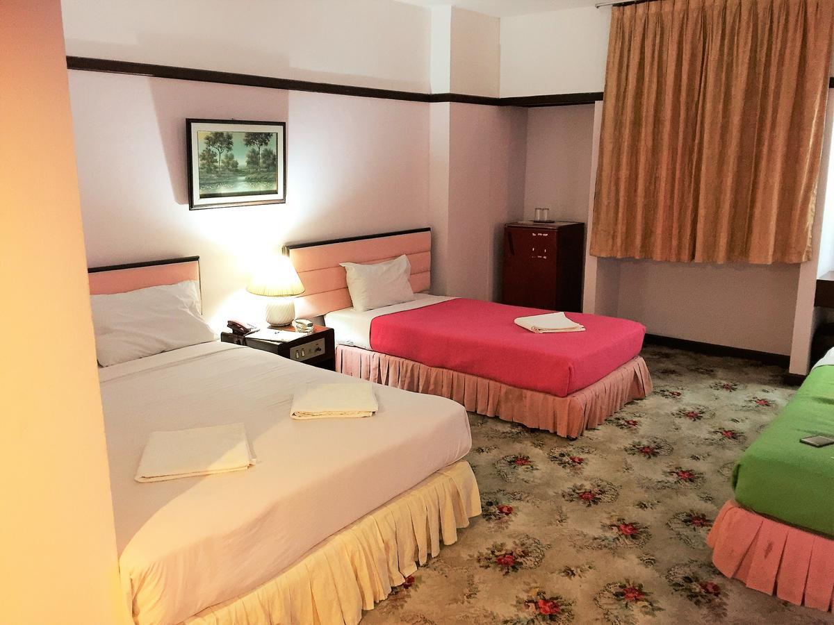 Daeng Plaza Hotel Пхукет Екстер'єр фото