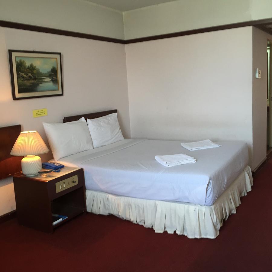Daeng Plaza Hotel Пхукет Екстер'єр фото