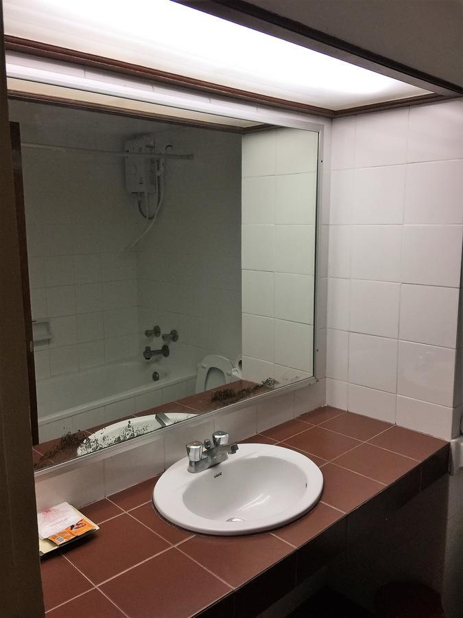 Daeng Plaza Hotel Пхукет Екстер'єр фото